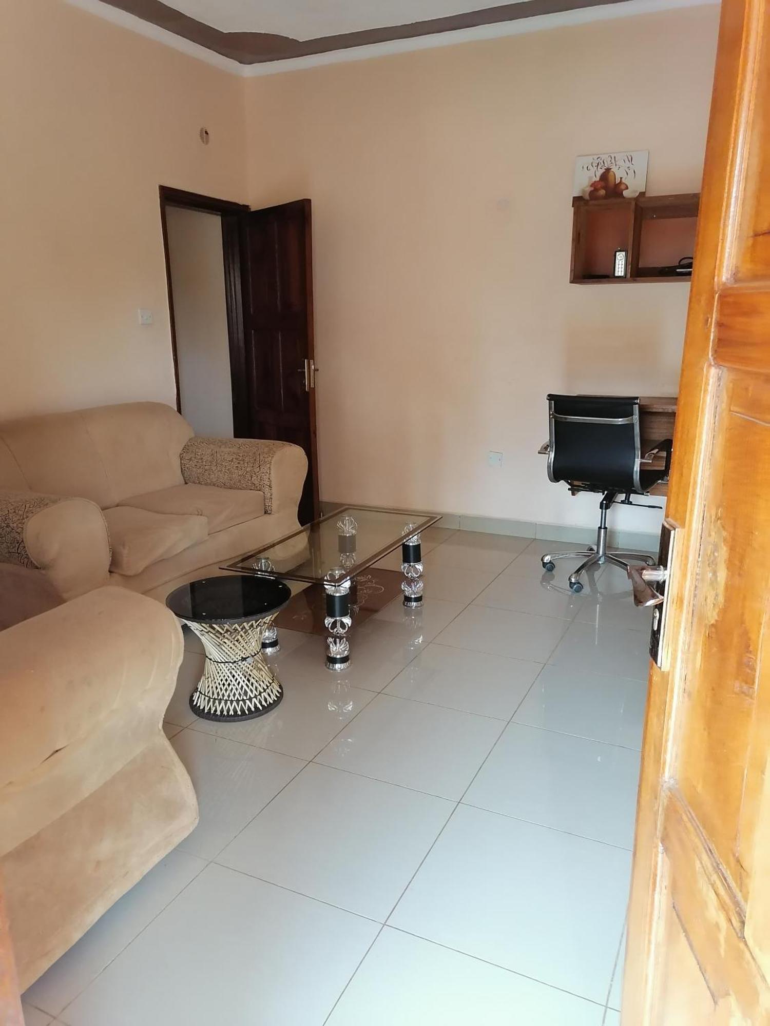 Easy Sleep Guesthouse Kitale Zimmer foto